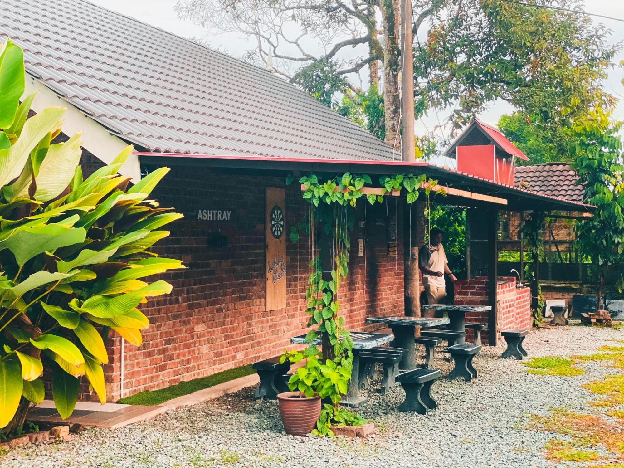 Gading Chalet Kuala Terengganu Bagian luar foto